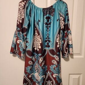 Chic Women's Blouse with Floral Design